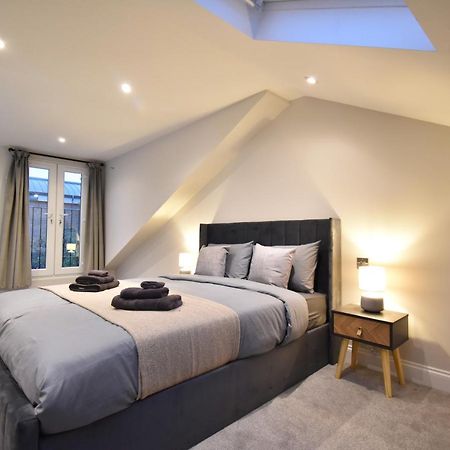 Stunning 3 Bed Apartment London Exteriör bild