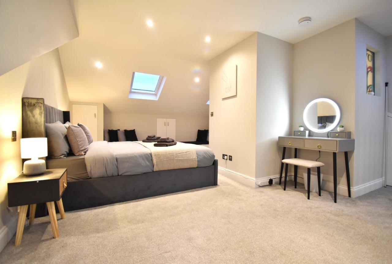 Stunning 3 Bed Apartment London Exteriör bild