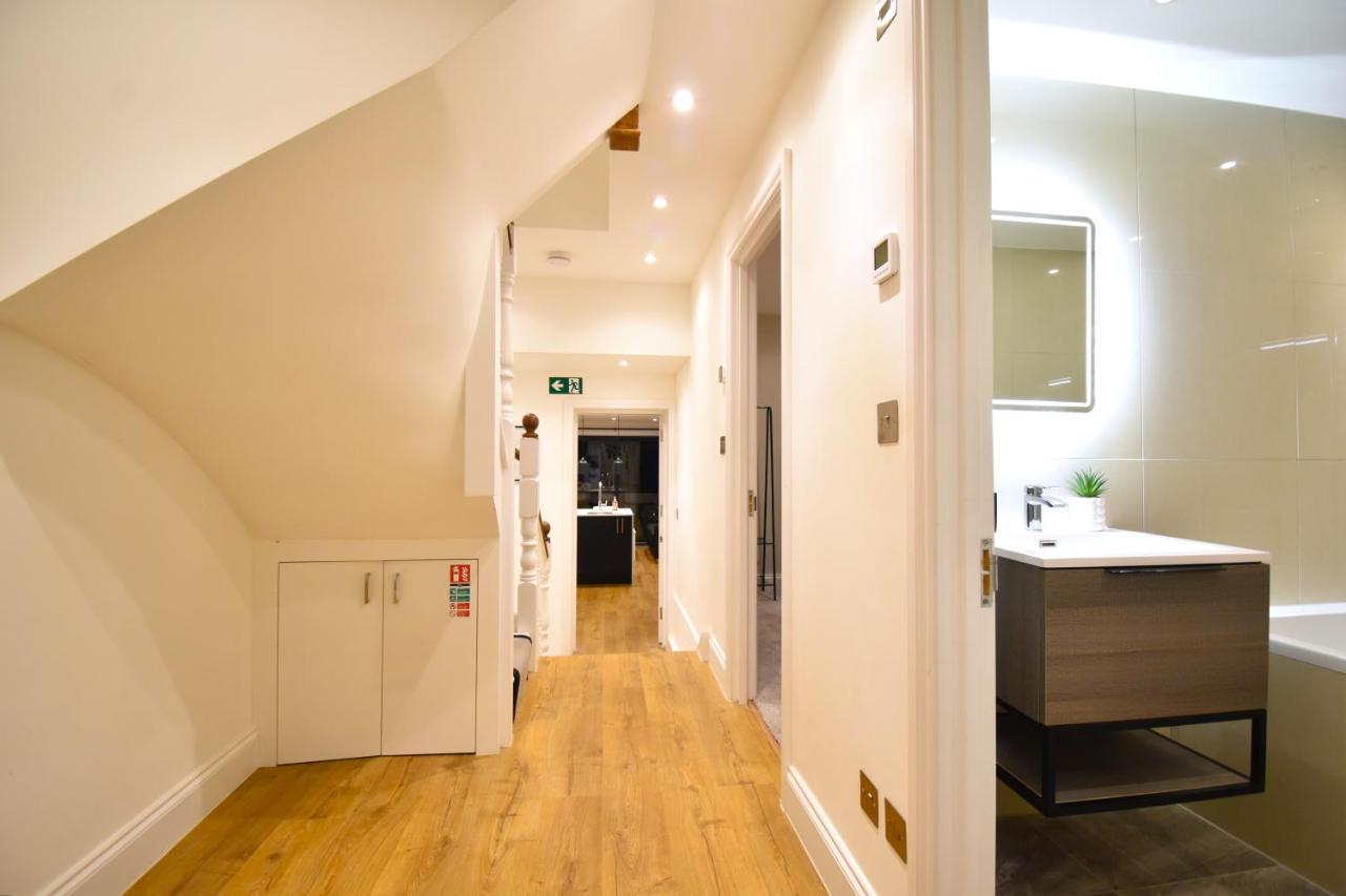 Stunning 3 Bed Apartment London Exteriör bild